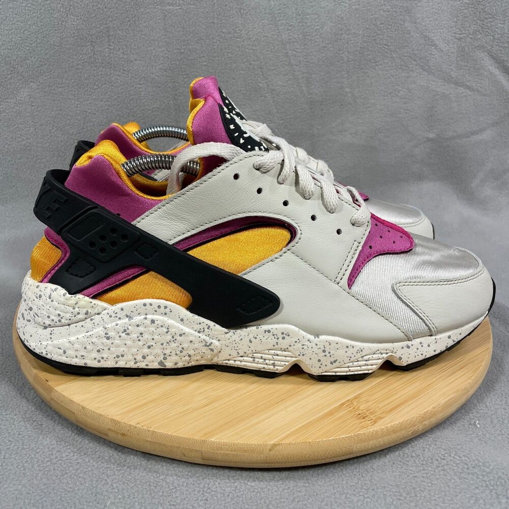 Nike Air Huarache Shoes Men's Size US 11 Light Bone Lethal Pink Gold DD1068-003